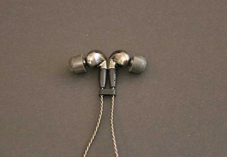 Review: MEE audio Pinnacle P1 | The Master Switch